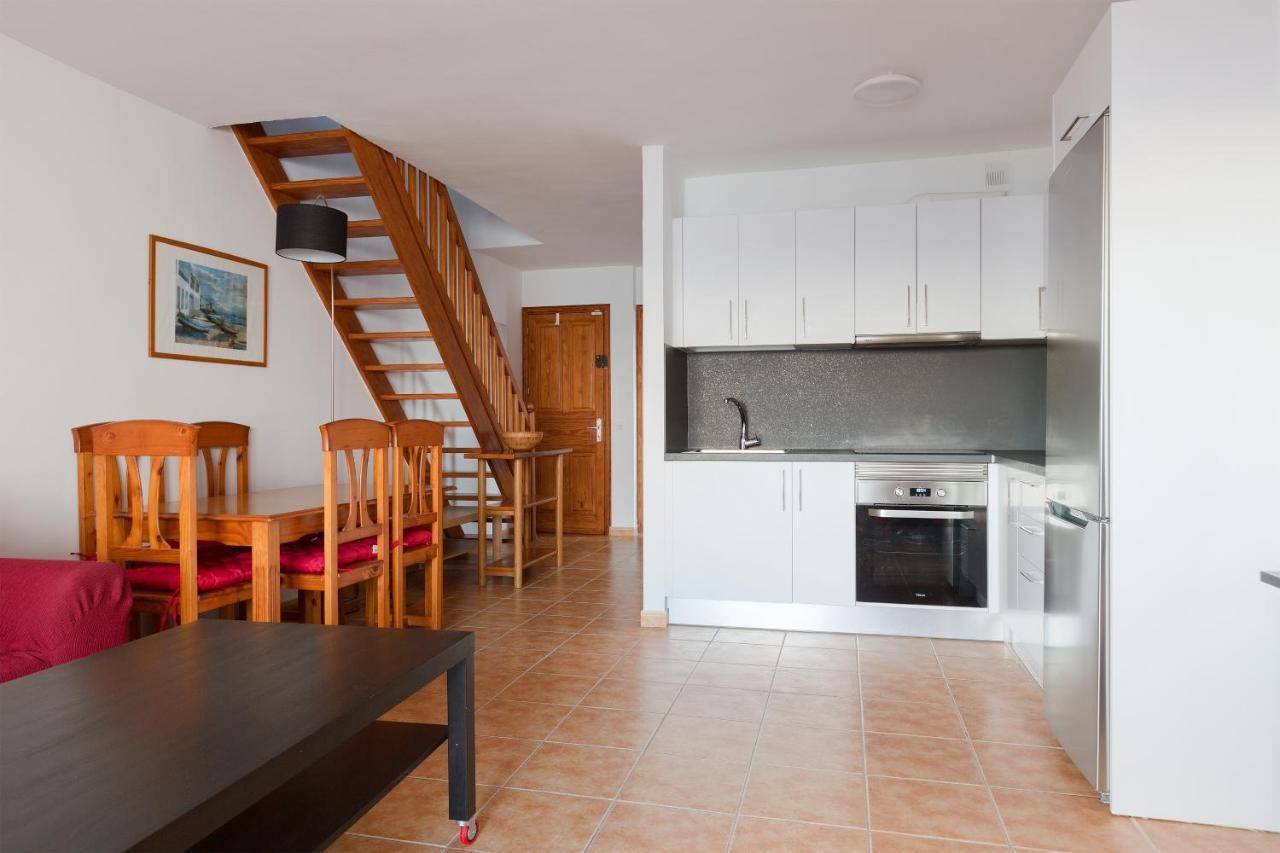 Daruma Apartments 2-Bedroom Duplex With Sea Views كوستا تاغيسي المظهر الخارجي الصورة
